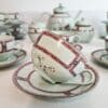 Superbe service à thé en porcelaine de Limoges, vert céladon , maison Raynaud , décor floral , 27 pièces. – Image 7