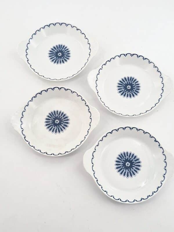 plats-porcelaine-ming-bleu