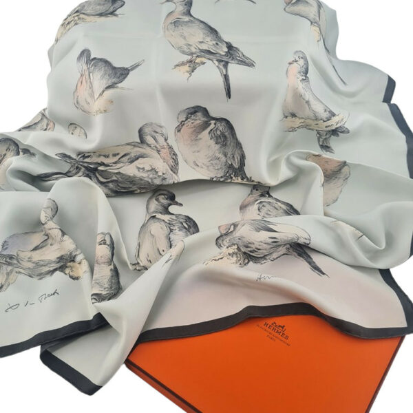 foulard-hermes-tourterelles