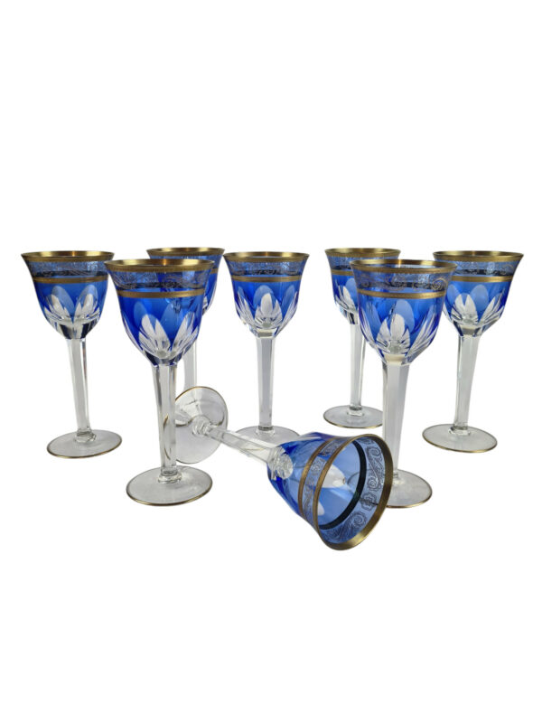 verres-vin-bleus